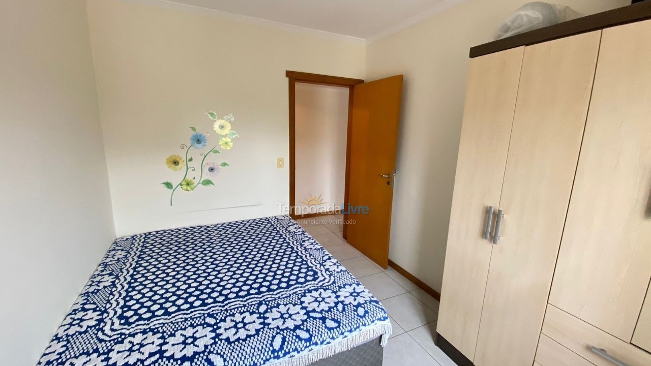 Apartamento para aluguel de temporada em Capão da Canoa (Centro)
