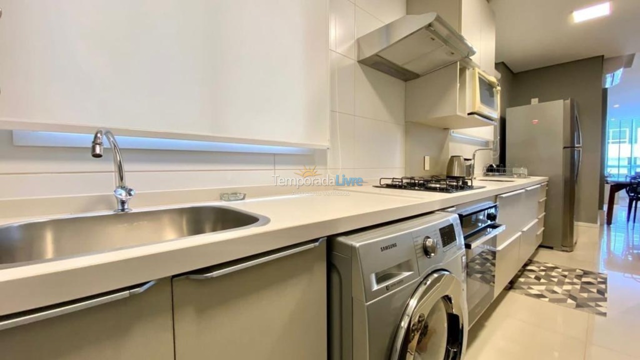 Apartamento para aluguel de temporada em Capão da Canoa (Navegantes)