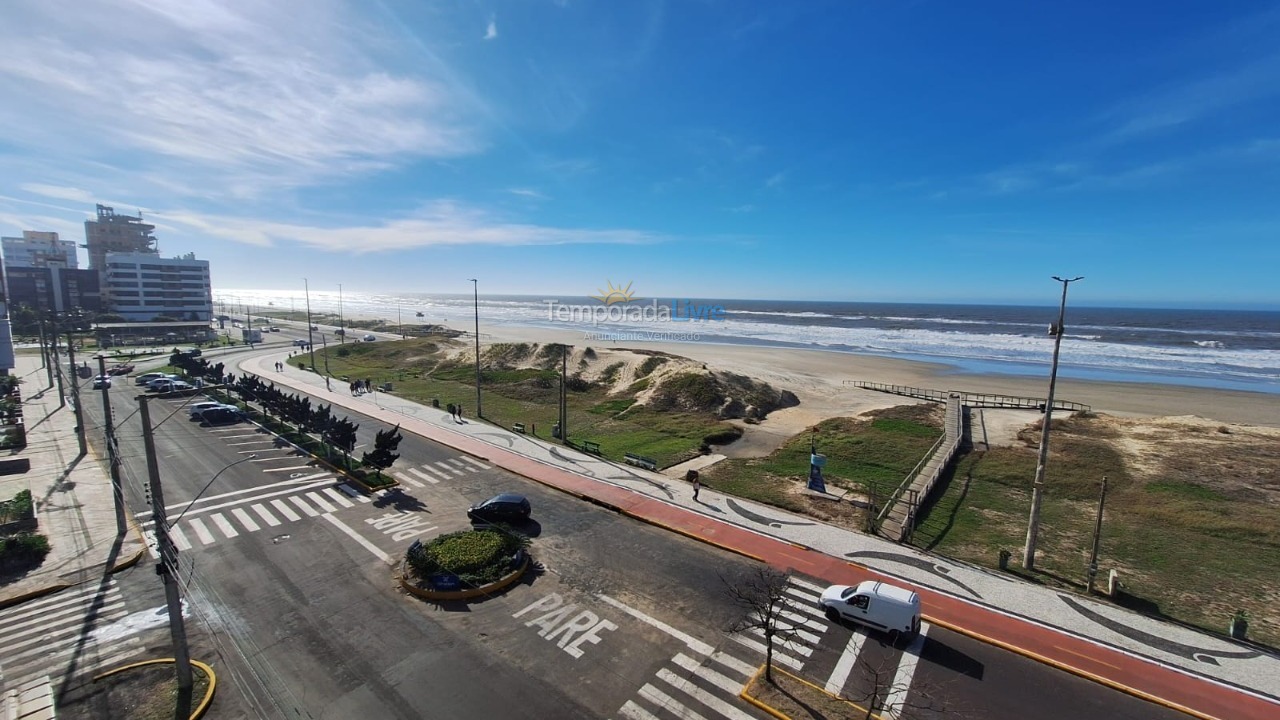 Apartamento para aluguel de temporada em Capão da Canoa (Centro)