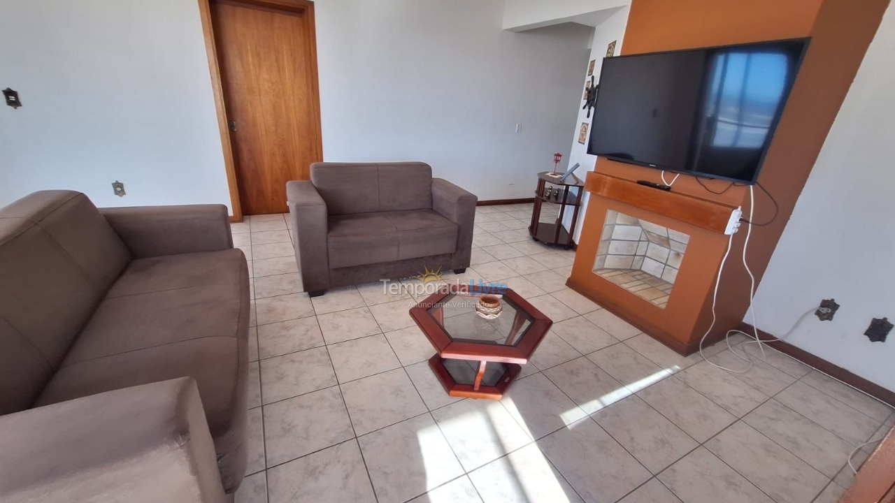 Apartamento para aluguel de temporada em Capão da Canoa (Centro)