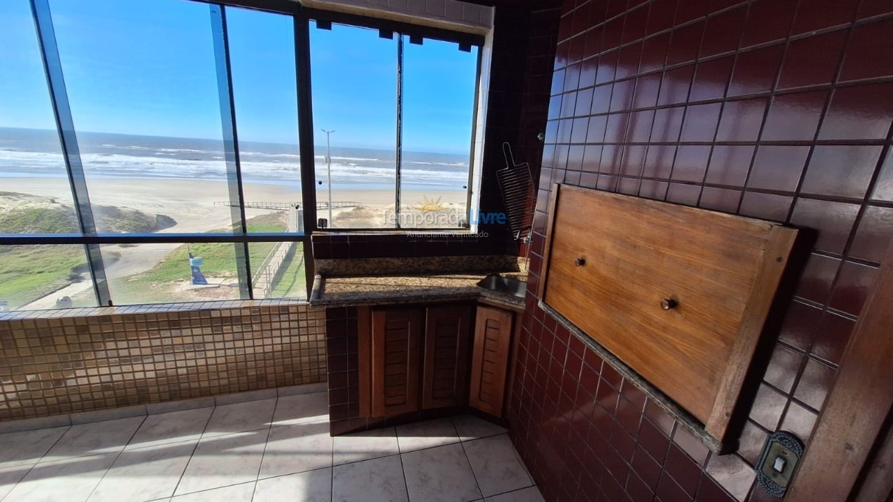 Apartamento para aluguel de temporada em Capão da Canoa (Centro)