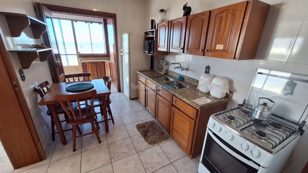 Apartamento para aluguel de temporada em Capão da Canoa (Centro)