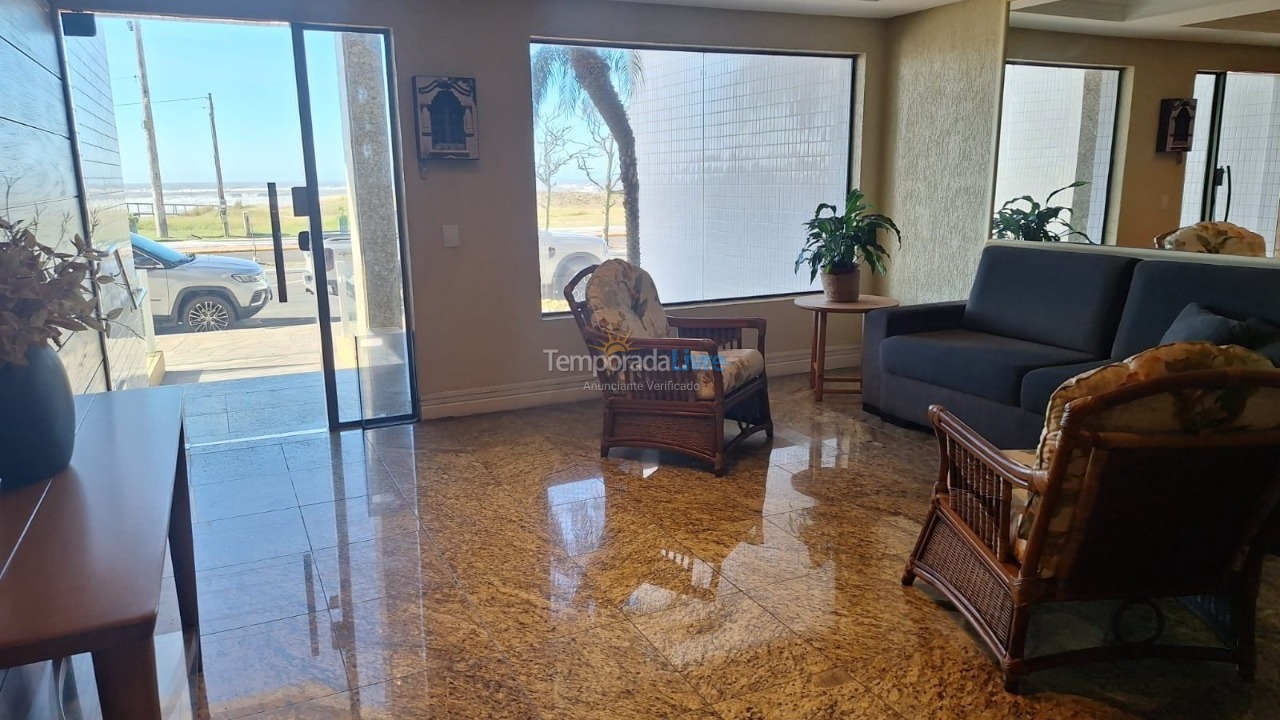 Apartamento para aluguel de temporada em Capão da Canoa (Centro)