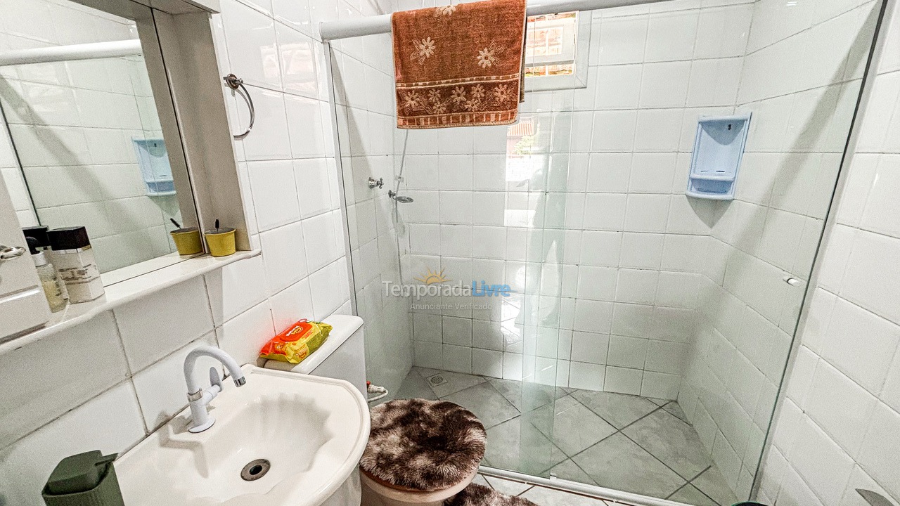 Casa para alquiler de vacaciones em Governador Celso Ramos (Costeira da Armação)