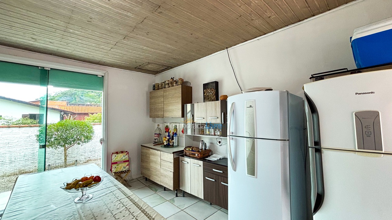 Casa para alquiler de vacaciones em Governador Celso Ramos (Costeira da Armação)