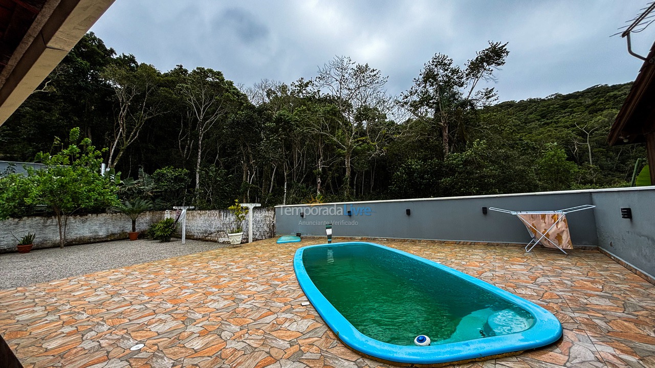 Casa para alquiler de vacaciones em Governador Celso Ramos (Costeira da Armação)