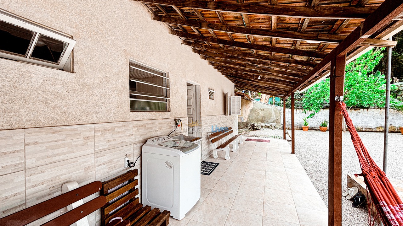 Casa para alquiler de vacaciones em Governador Celso Ramos (Costeira da Armação)