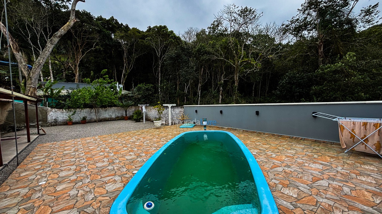 Casa para alquiler de vacaciones em Governador Celso Ramos (Costeira da Armação)