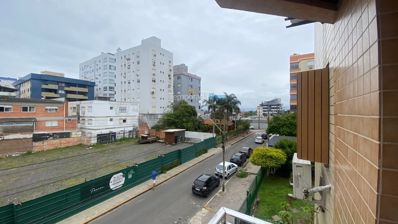 Apartamento para aluguel de temporada em Capão da Canoa (Centro)