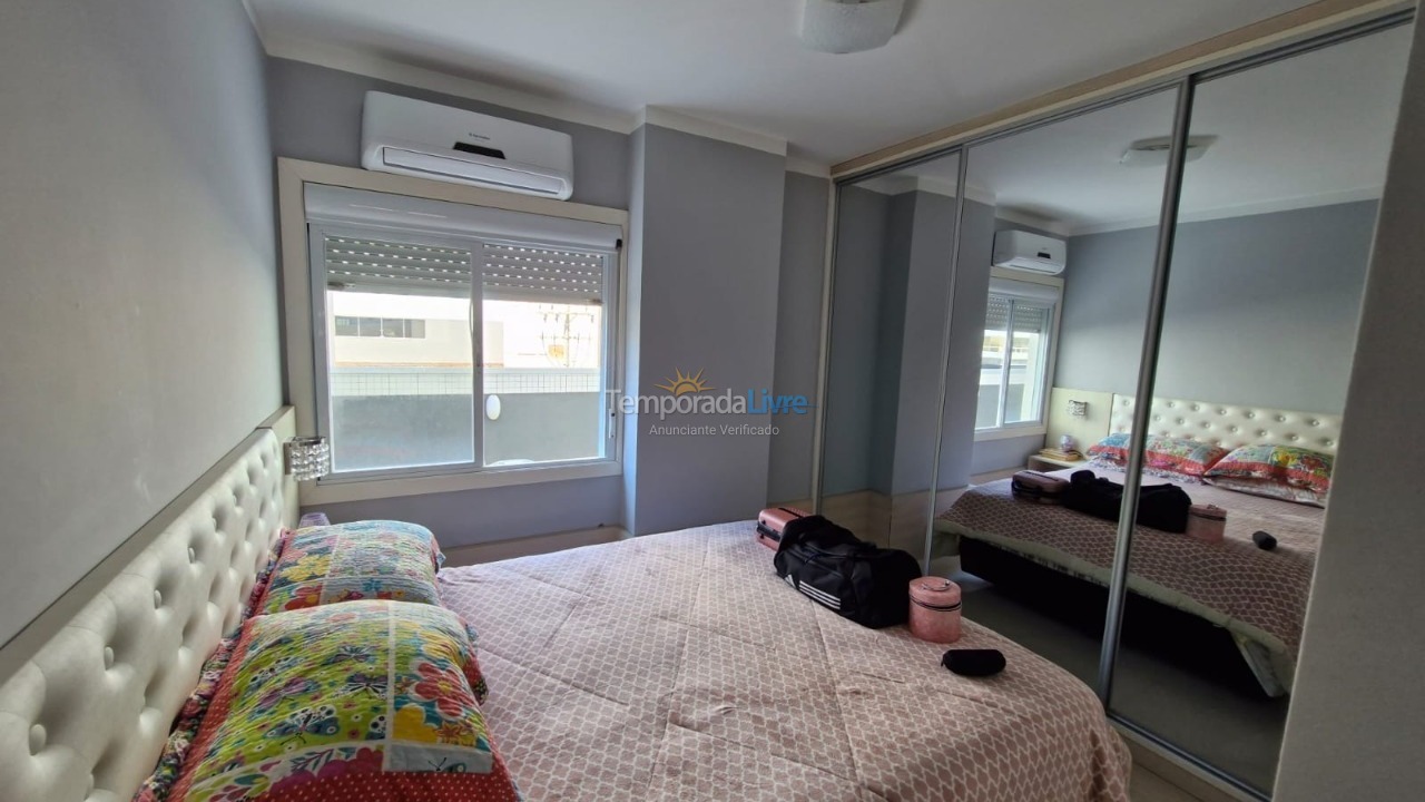 Apartamento para aluguel de temporada em Capão da Canoa (Navegantes)