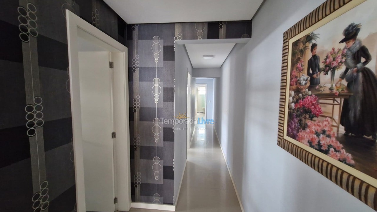 Apartamento para aluguel de temporada em Capão da Canoa (Navegantes)