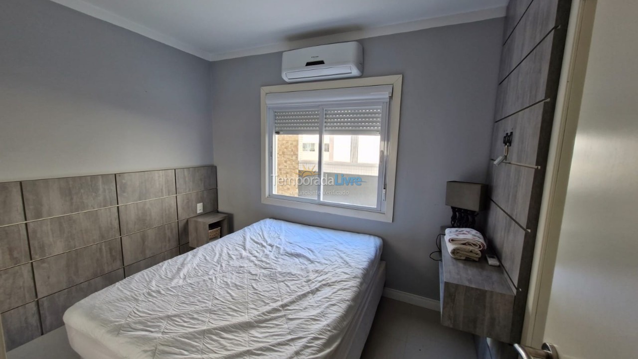 Apartamento para aluguel de temporada em Capão da Canoa (Navegantes)