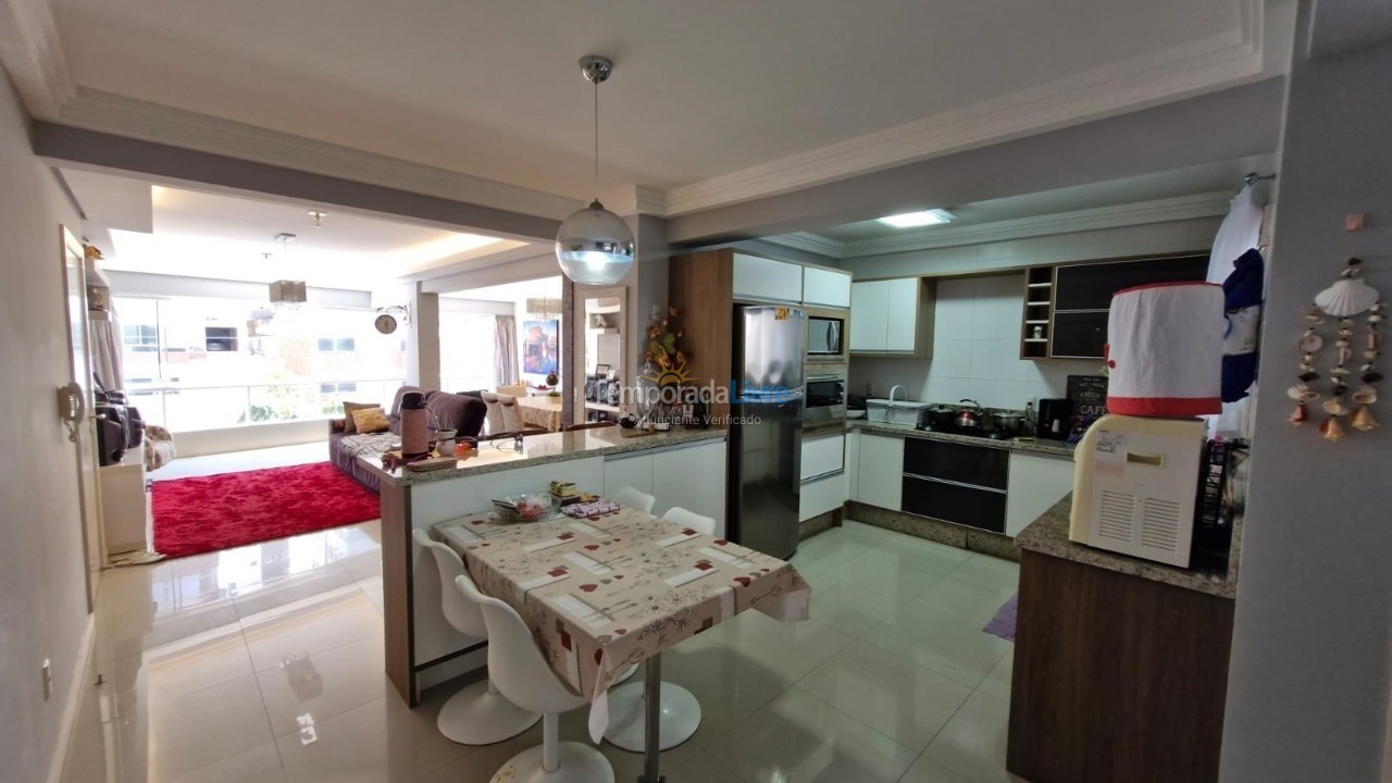 Apartamento para aluguel de temporada em Capão da Canoa (Navegantes)