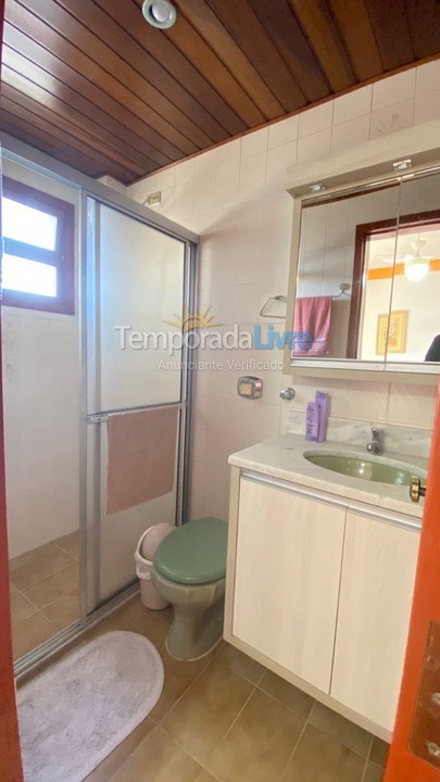 Apartamento para aluguel de temporada em Capão da Canoa (Centro)