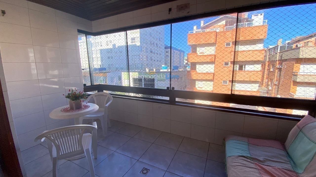 Apartamento para aluguel de temporada em Capão da Canoa (Centro)