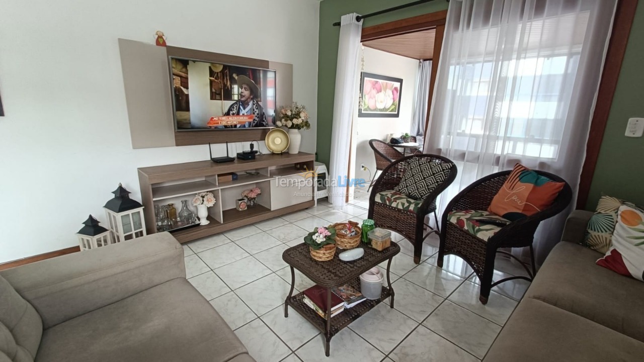 Apartamento para aluguel de temporada em Capão da Canoa (Centro)