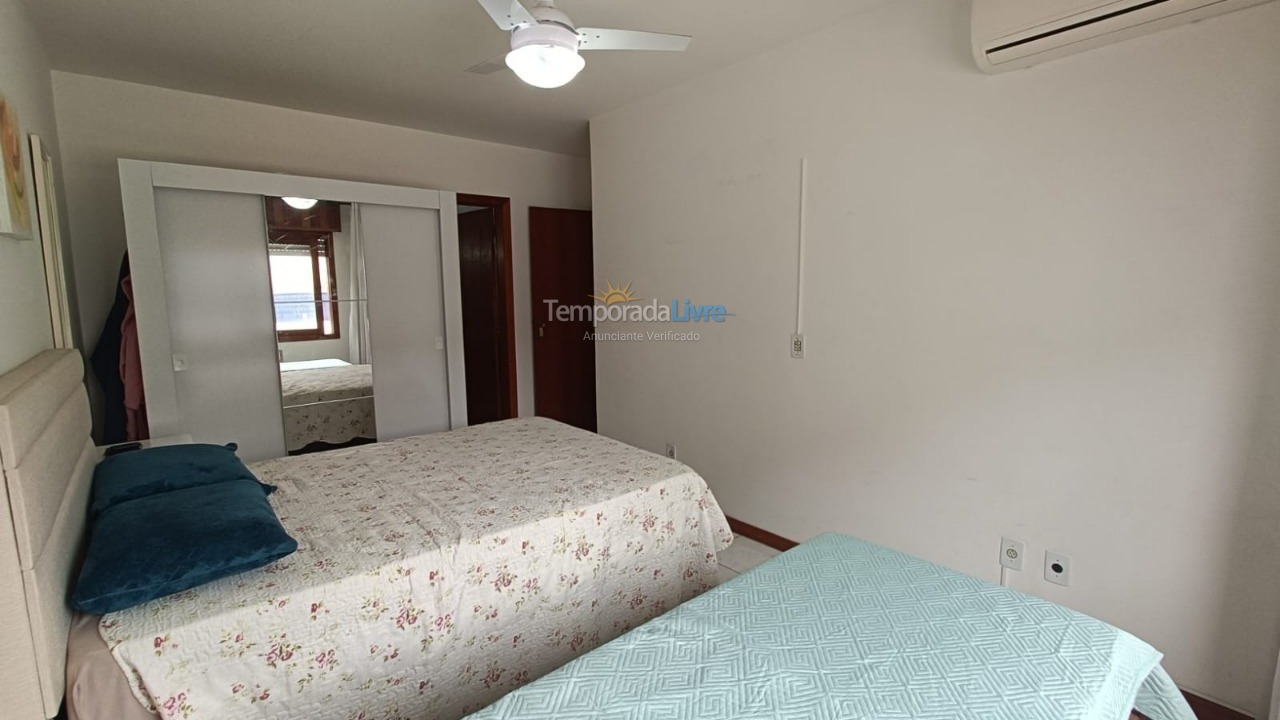 Apartamento para aluguel de temporada em Capão da Canoa (Centro)
