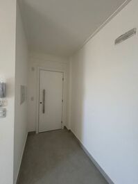 NEW APARTMENT, 2 BEDROOMS, SUITES, ELEVATOR, 60 METERS FROM THE SEA, MAXIMUM 5 PEOPLE.