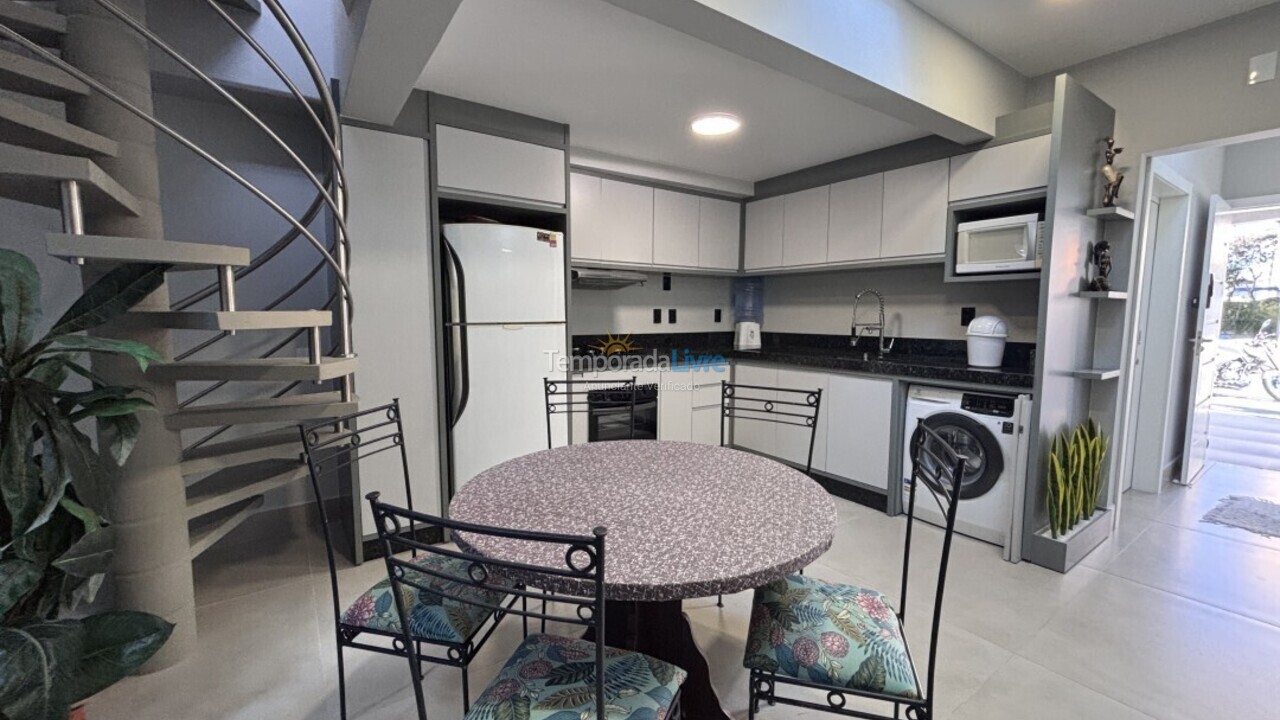 House for vacation rental in Bombinhas (Praia de Bombas)