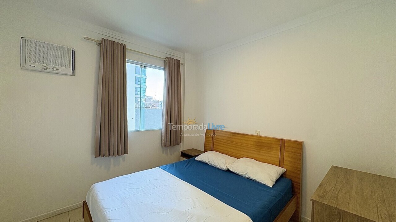 Apartment for vacation rental in Bombinhas (Praia de Bombas)