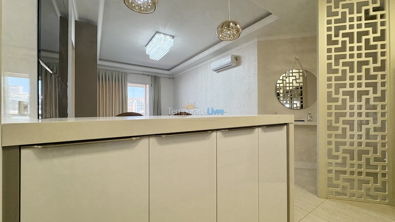 Apartamento para alquiler de vacaciones em Bombinhas (Praia de Bombas)