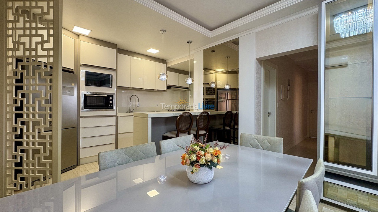 Apartamento para alquiler de vacaciones em Bombinhas (Praia de Bombas)