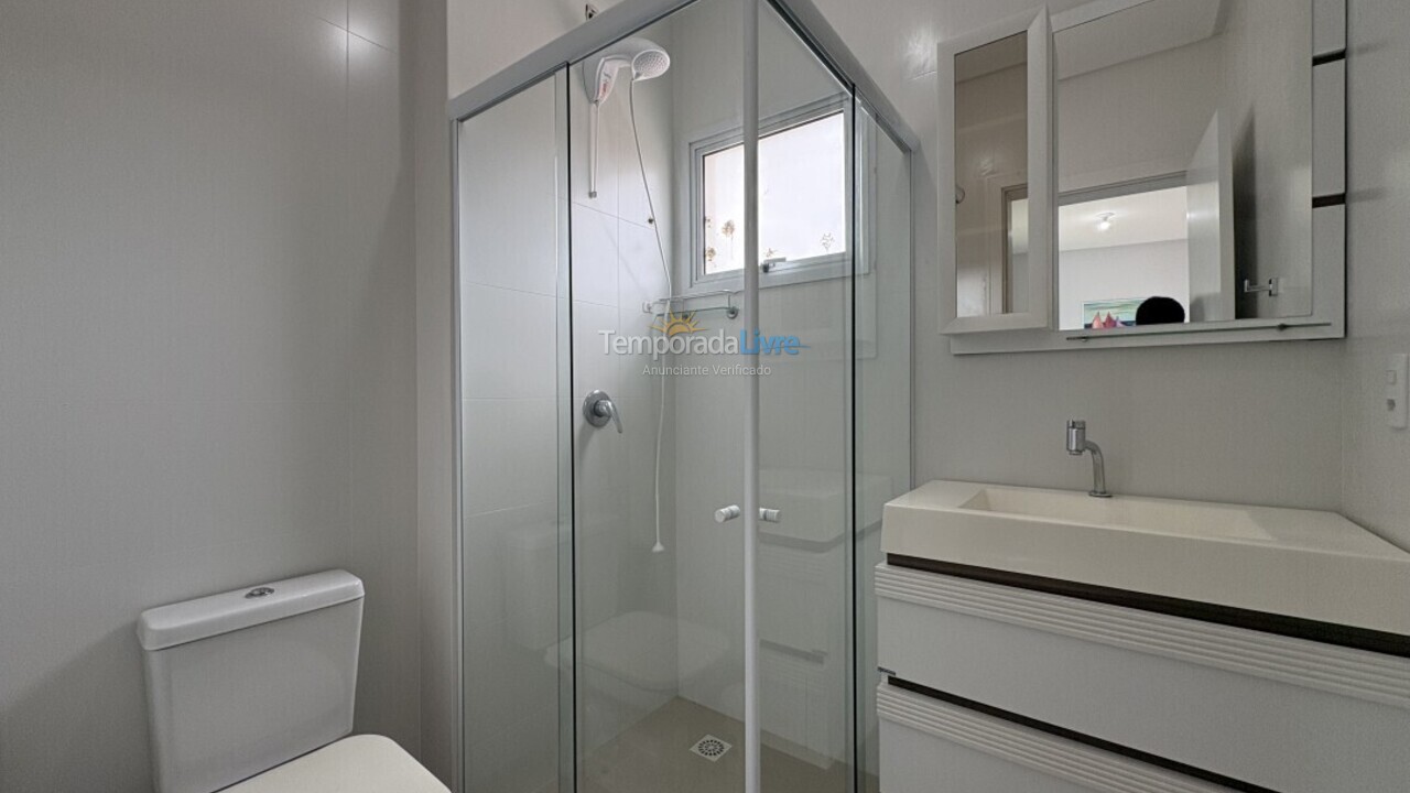 Apartment for vacation rental in Bombinhas (Praia de Bombas)