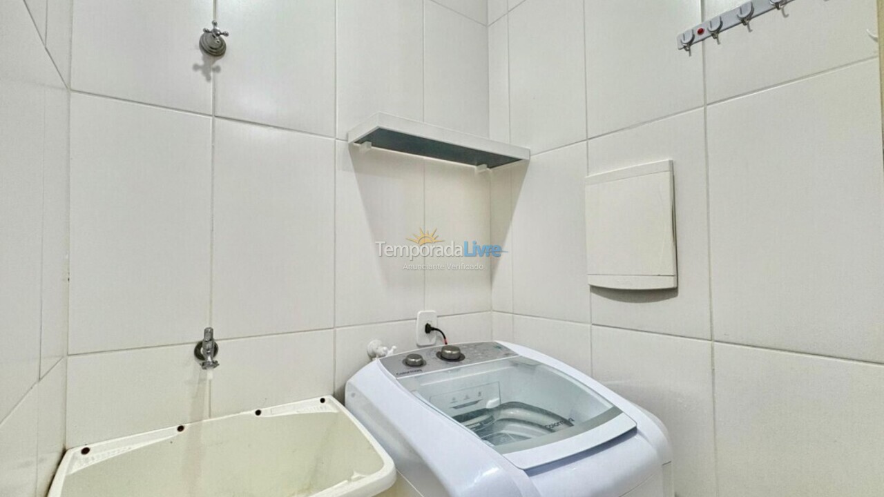 Apartamento para aluguel de temporada em Bombinhas (Praia de Bombas)