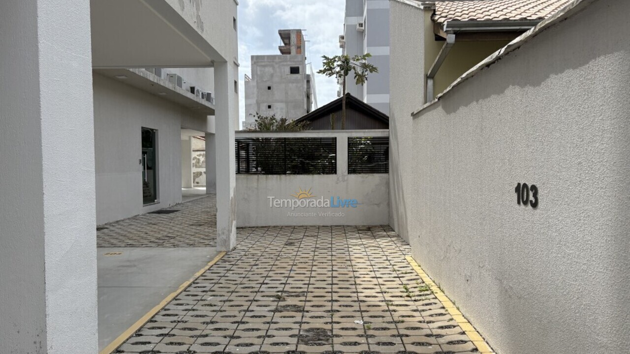 Apartment for vacation rental in Bombinhas (Praia de Bombas)