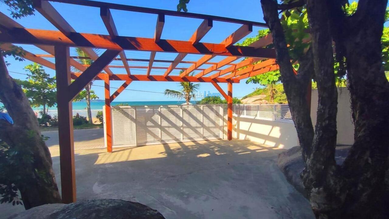 House for vacation rental in Bombinhas (Canto Grande)