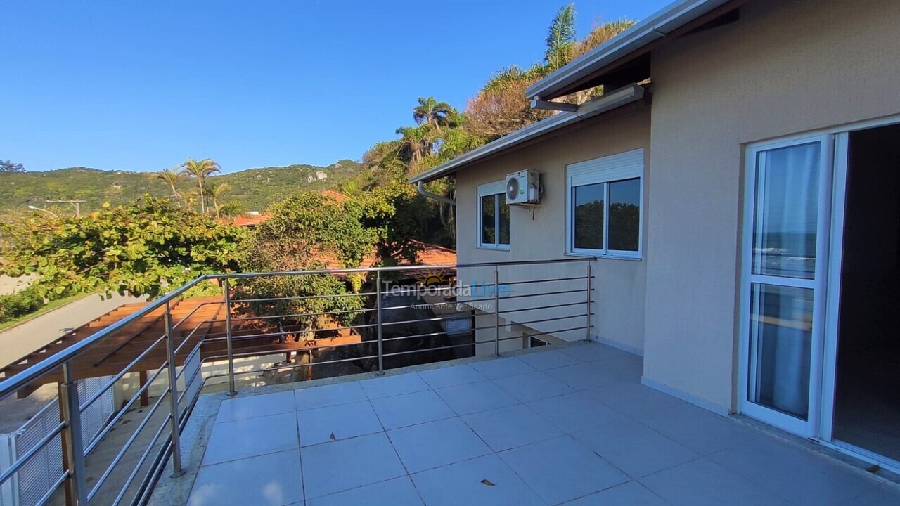 House for vacation rental in Bombinhas (Canto Grande)