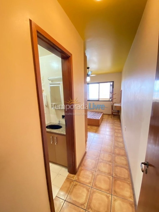 Apartamento para aluguel de temporada em Capão da Canoa (Centro)