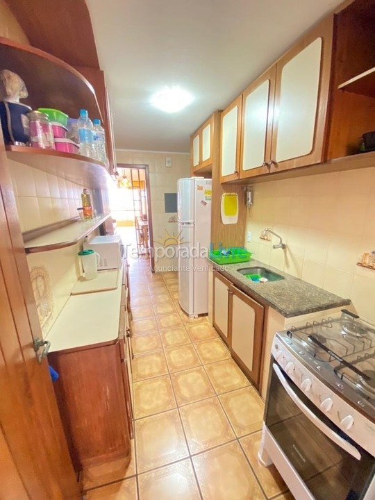 Apartamento para aluguel de temporada em Capão da Canoa (Centro)