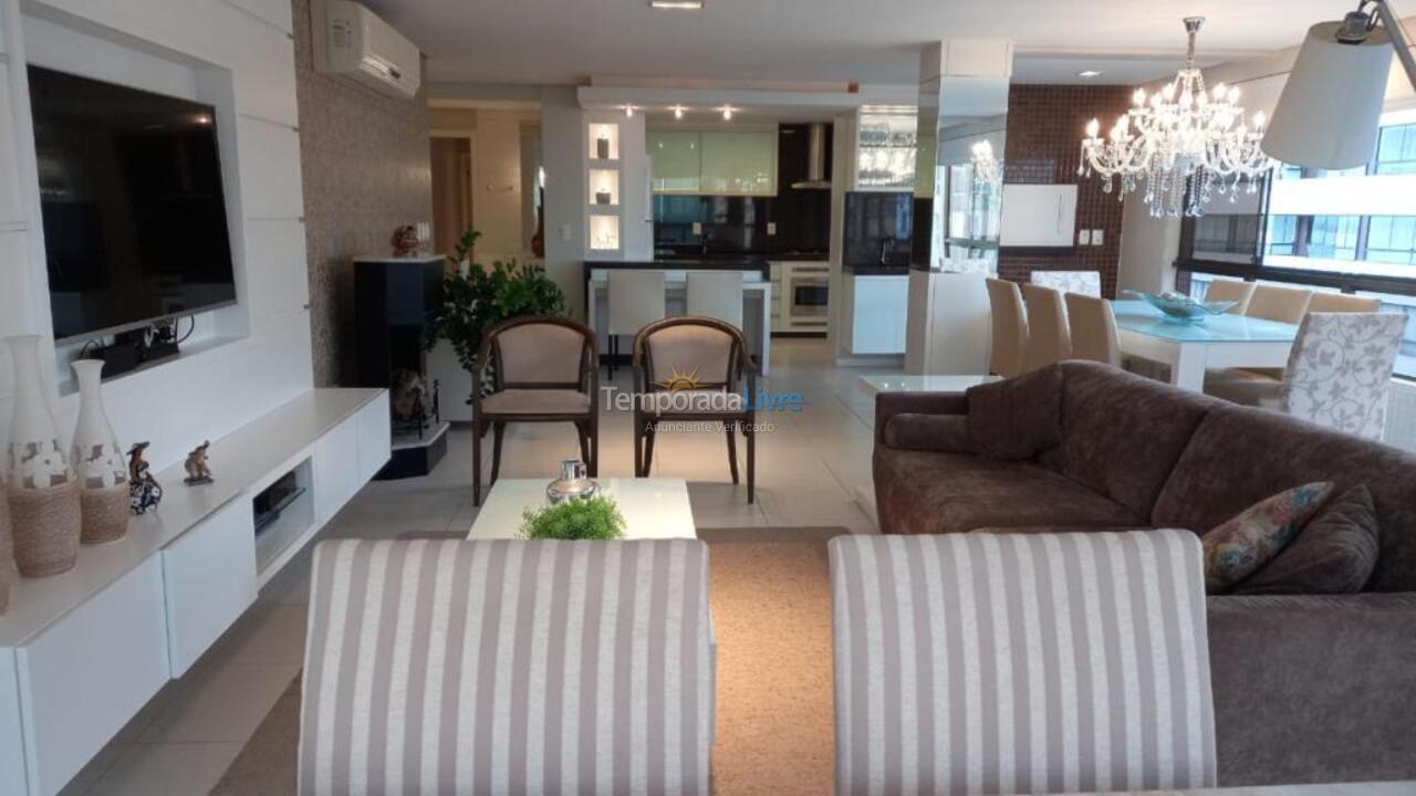 Apartamento para aluguel de temporada em Capão da Canoa (Navegantes)