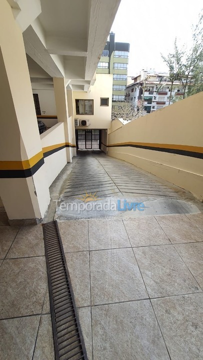 Apartamento para aluguel de temporada em Capão da Canoa (Centro)