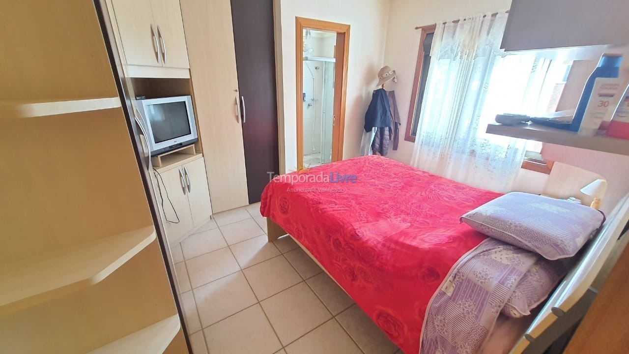 Apartamento para aluguel de temporada em Capão da Canoa (Centro)