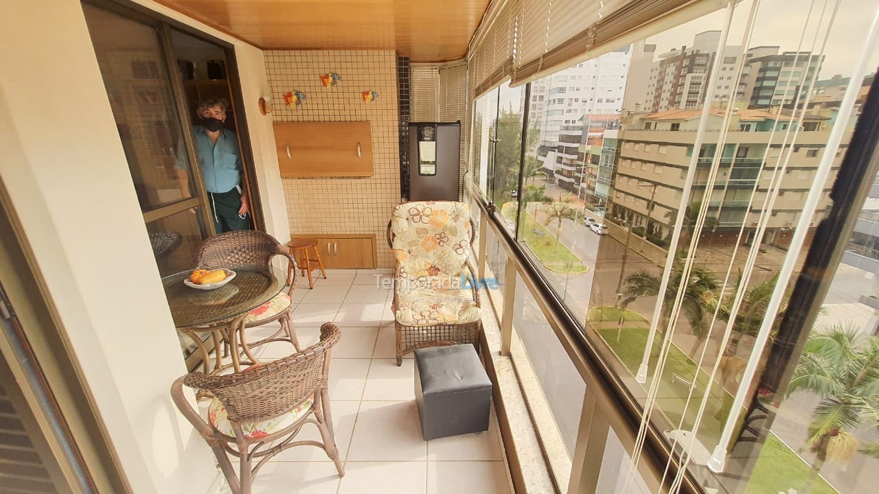 Apartamento para aluguel de temporada em Capão da Canoa (Centro)