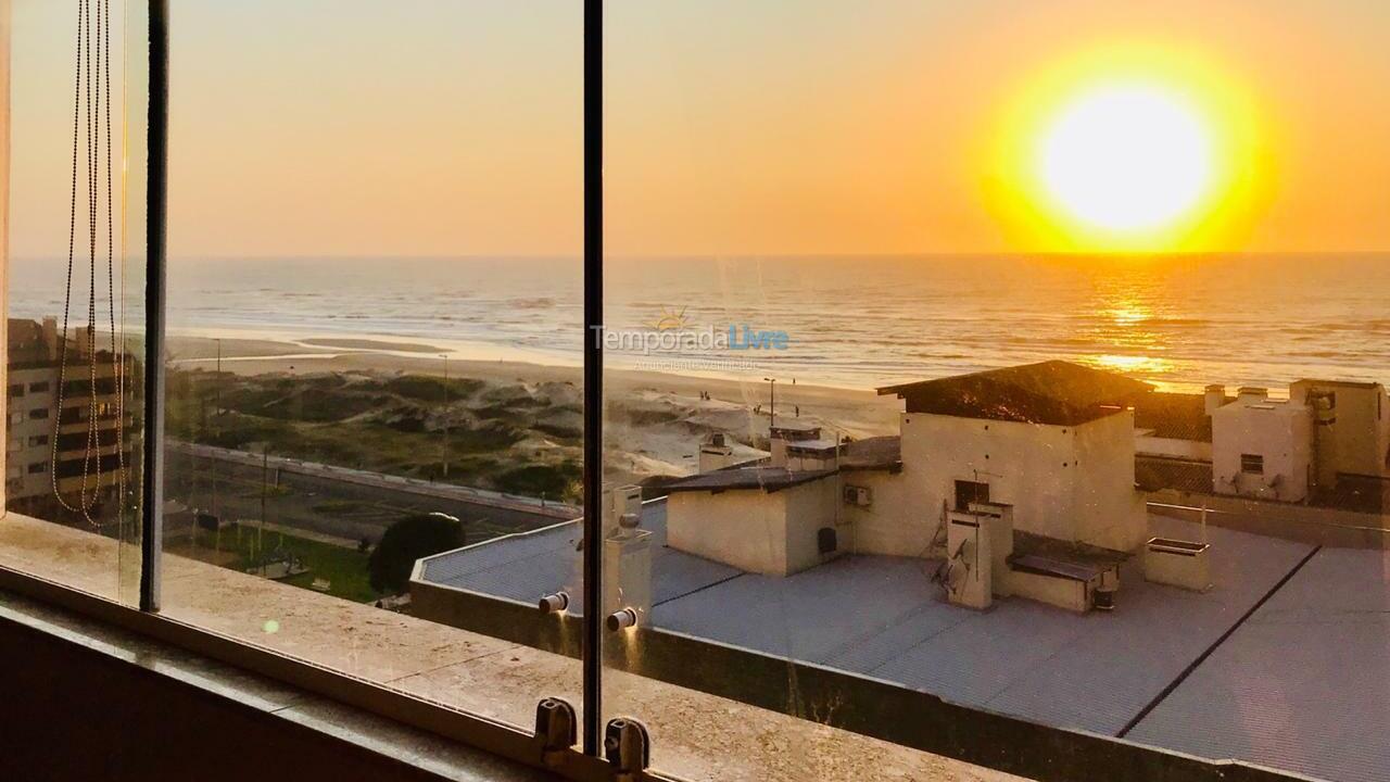 Apartamento para aluguel de temporada em Capão da Canoa (Navegantes)