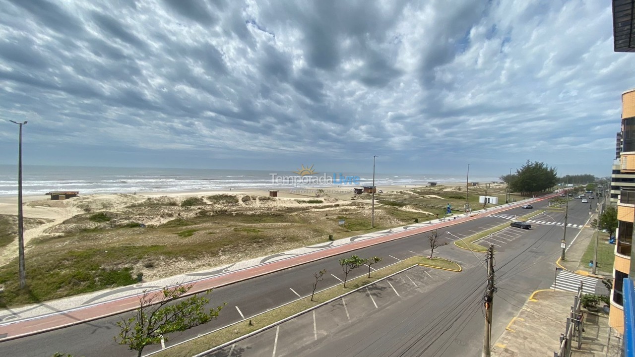 Apartamento para aluguel de temporada em Capão da Canoa (Navegantes)