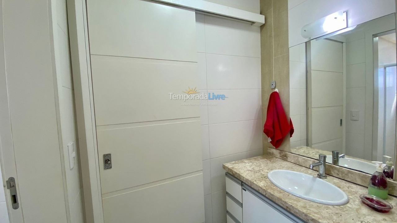 Apartamento para aluguel de temporada em Capão da Canoa (Navegantes)