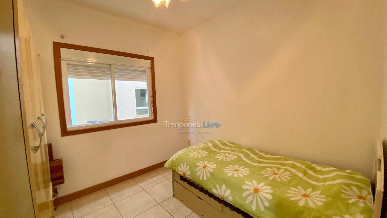 Apartamento para aluguel de temporada em Capão da Canoa (Zona Nova)