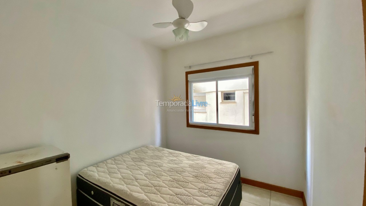 Apartamento para aluguel de temporada em Capão da Canoa (Zona Nova)