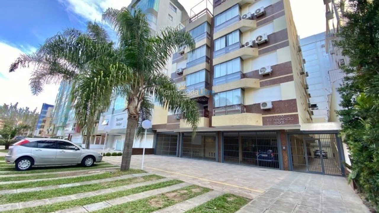 Apartamento para aluguel de temporada em Capão da Canoa (Zona Nova)