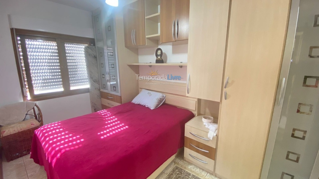 Apartamento para aluguel de temporada em Capão da Canoa (Centro)