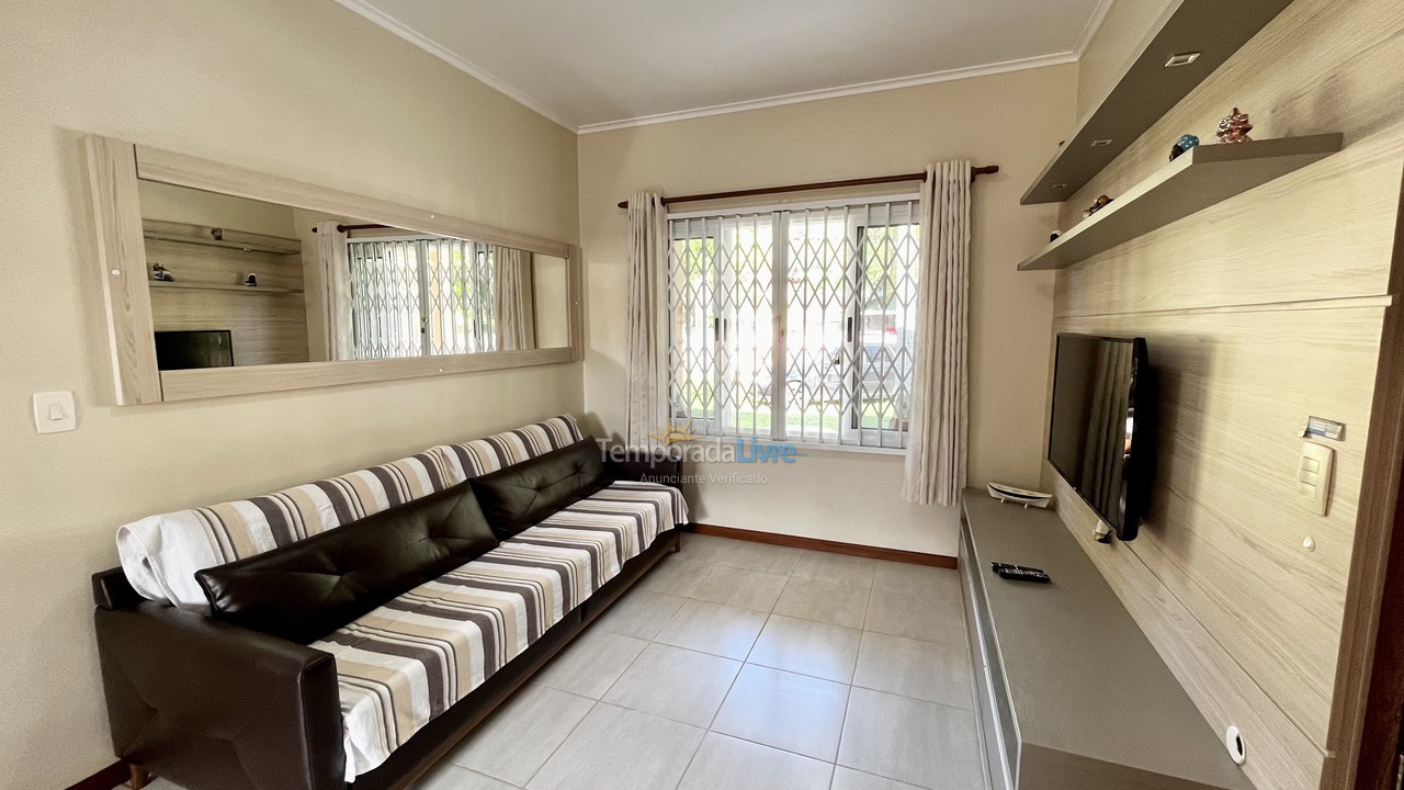 Casa para alquiler de vacaciones em Florianópolis (Praia da Lagoinha)