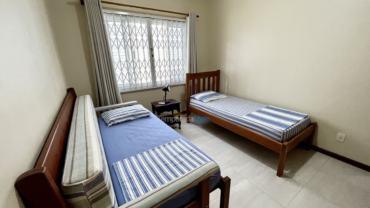 Casa para alquiler de vacaciones em Florianópolis (Praia da Lagoinha)