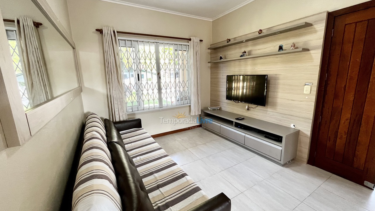 Casa para alquiler de vacaciones em Florianópolis (Praia da Lagoinha)
