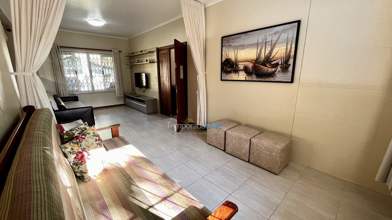 Casa para alquiler de vacaciones em Florianópolis (Praia da Lagoinha)