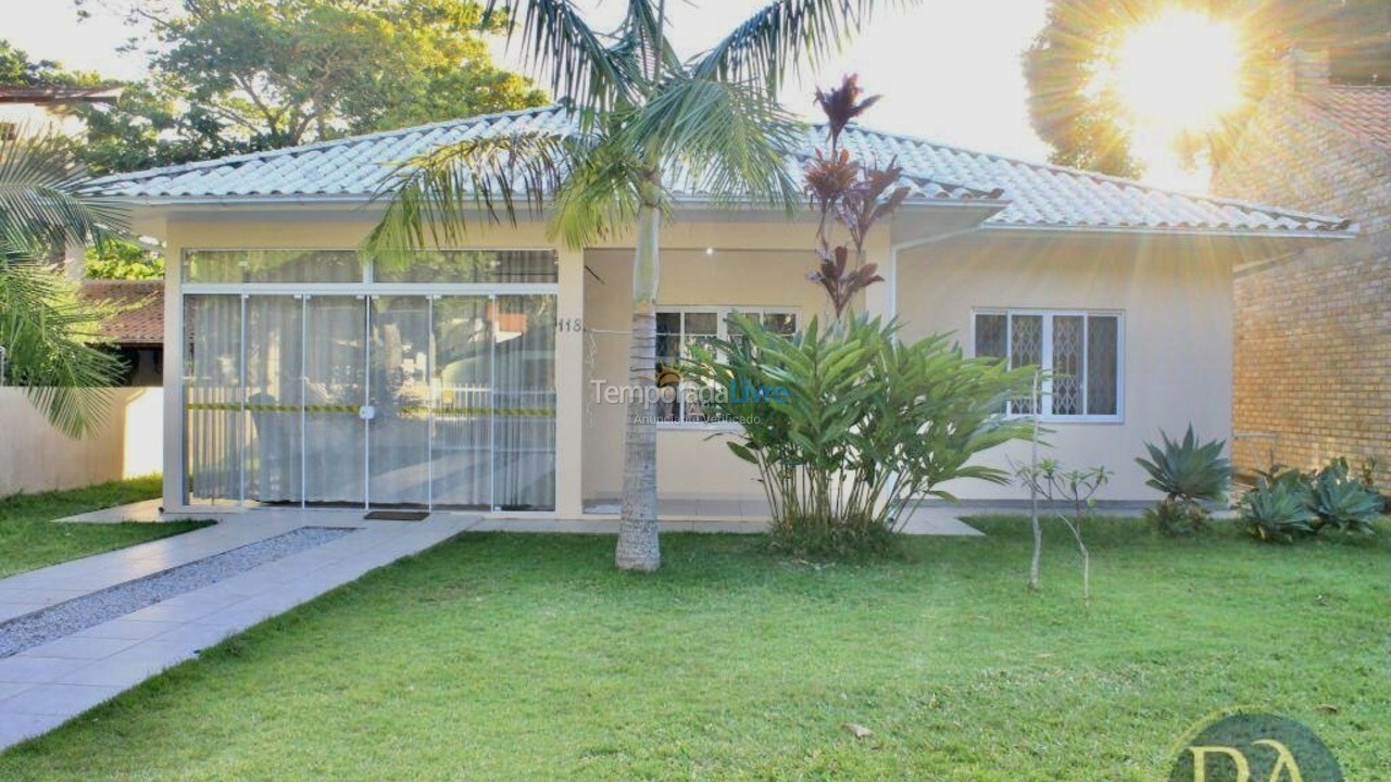 Casa para alquiler de vacaciones em Florianópolis (Praia da Lagoinha)