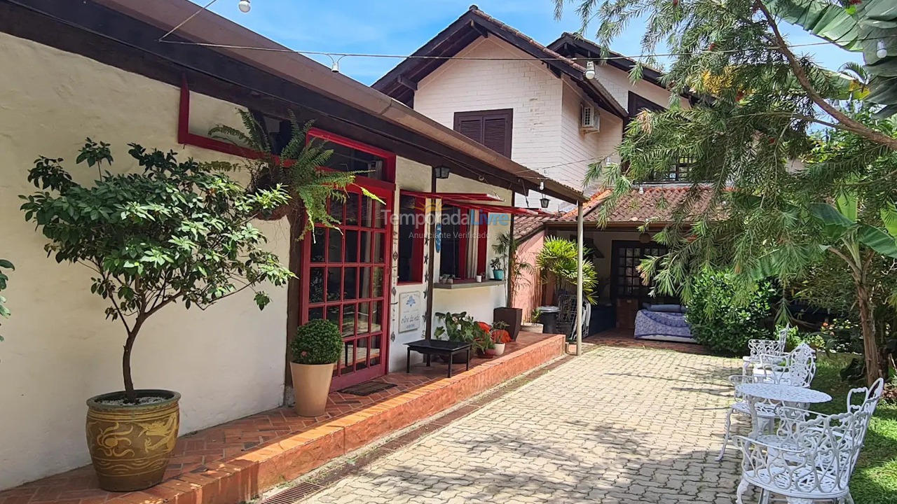 Casa para aluguel de temporada em São Sebastião (Juquehy)